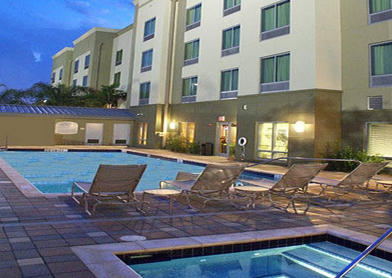 Fairfield Inn & Suites By Marriott Fort Lauderdale Pembroke Pines Buitenkant foto